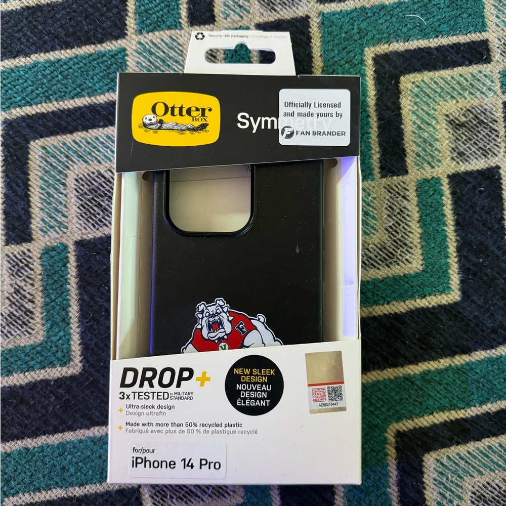 New in Box OtterBox iPhone 14 Pro case For Fresno State! GO DOGS!